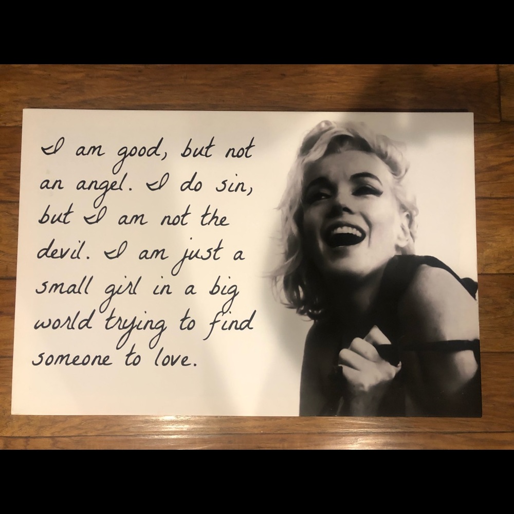 Marilyn Monroe Canvas Picture 3’ wide by 2’ tall
